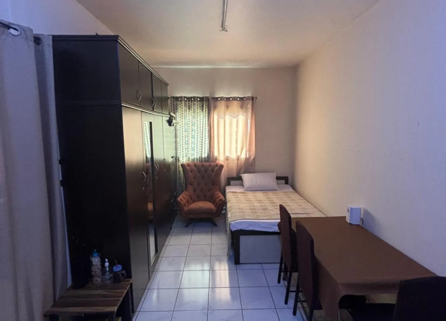 Studio Apartment 샤르자 0*,  아랍에미리트